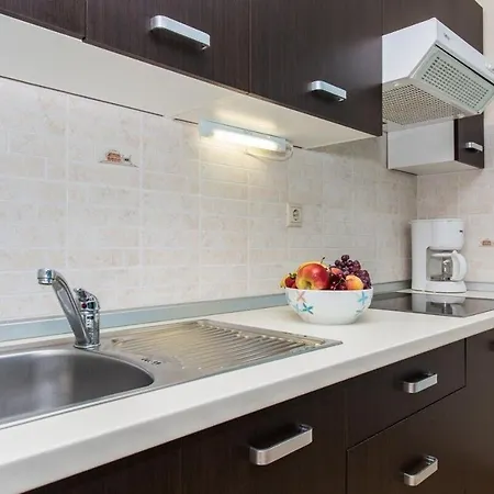 Brusic Apartment Vrbnik (Primorje-Gorski Kotar)